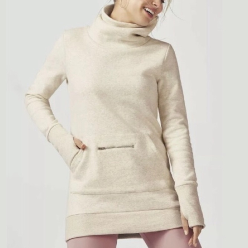 FABLETICS “Zaylee Pullover” NWT Size L!